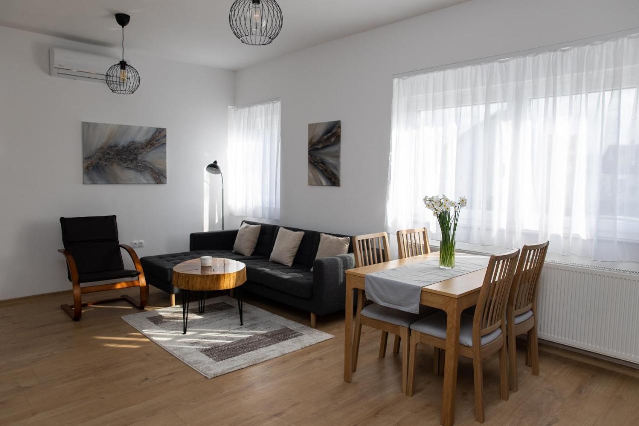 Apartman Ena Bjelovar Eksteriør bilde