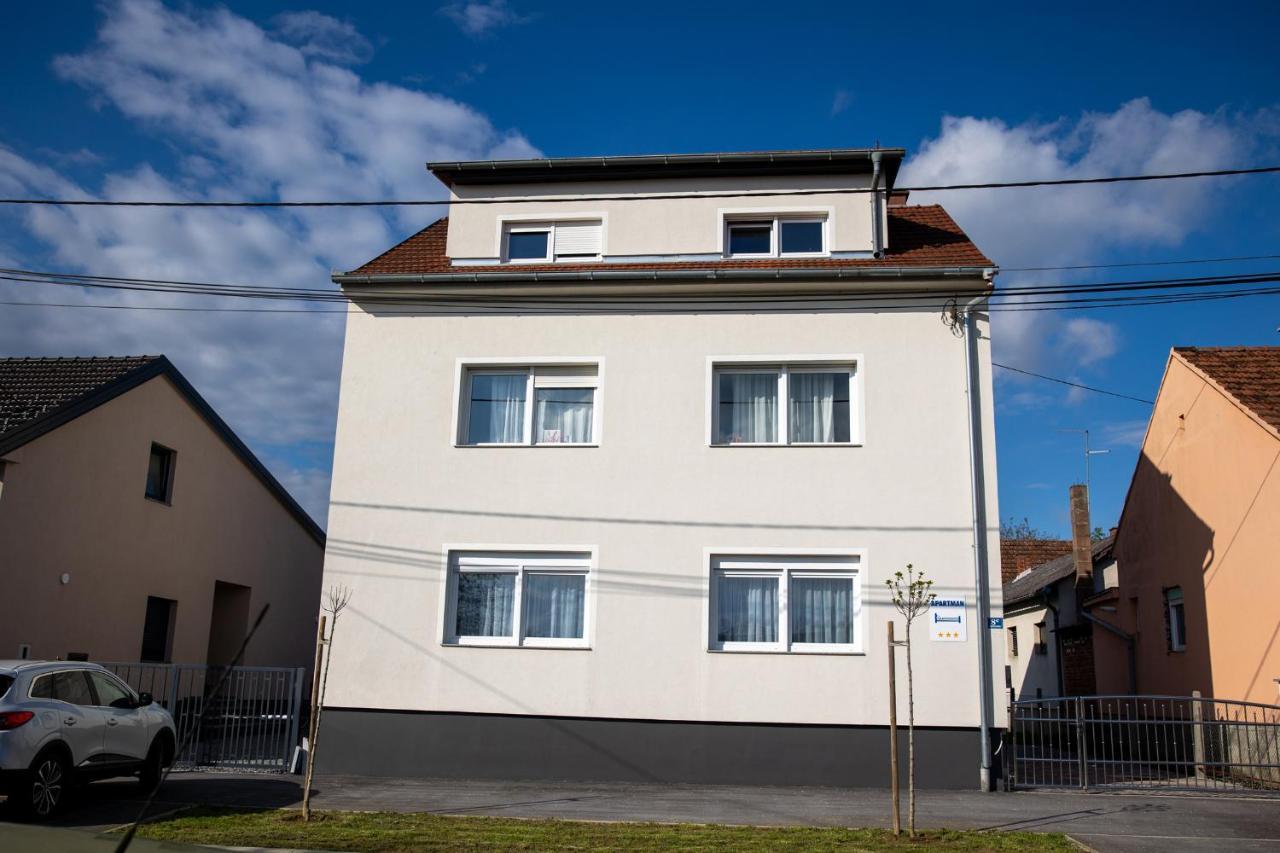 Apartman Ena Bjelovar Eksteriør bilde